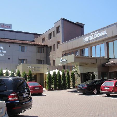 Hotel Ozana Bistrita  Luaran gambar