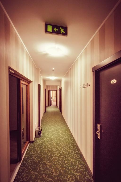 Hotel Ozana Bistrita  Luaran gambar